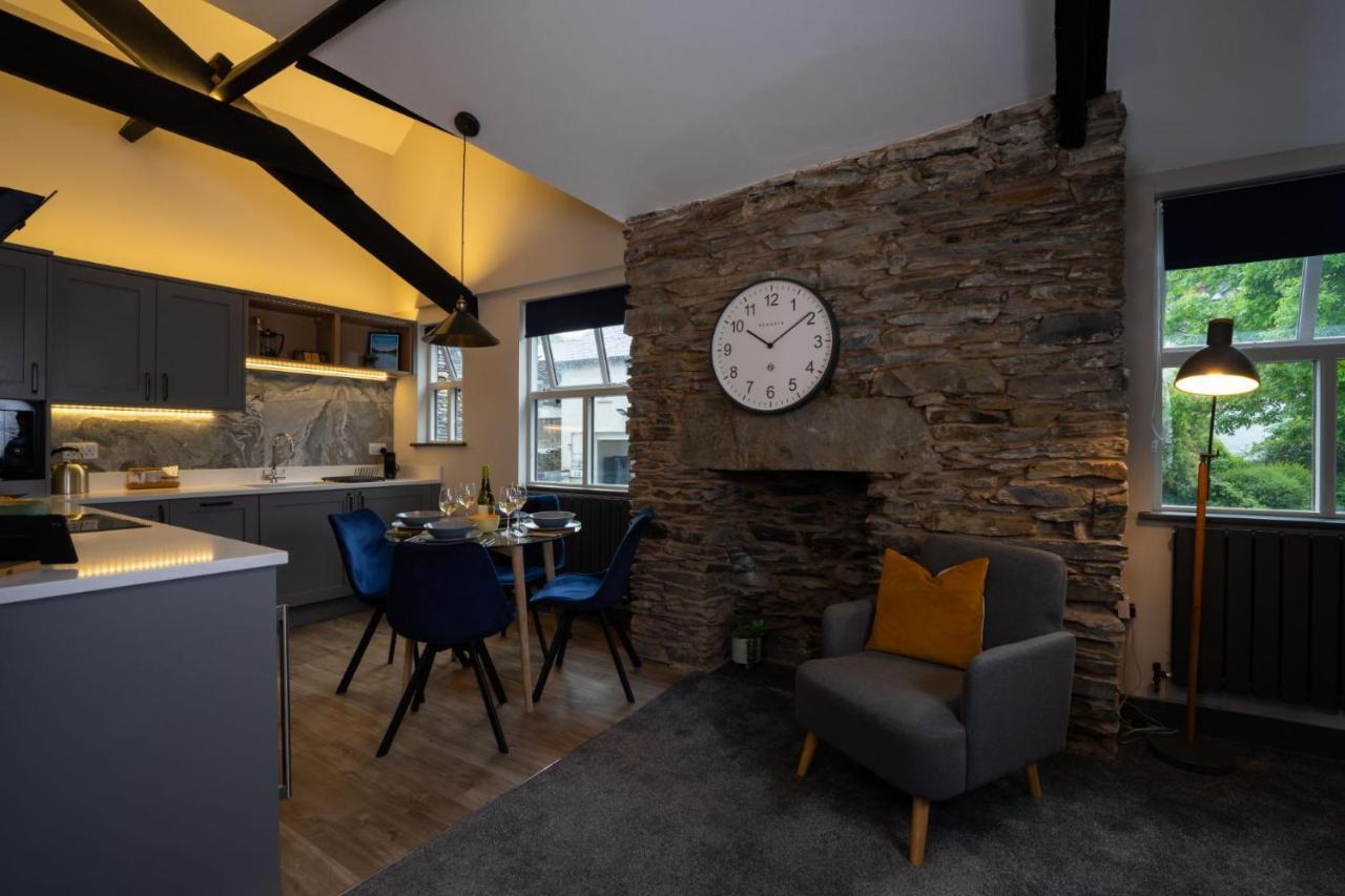 Apartment Spacious - Contemporary 2br - - Parking *